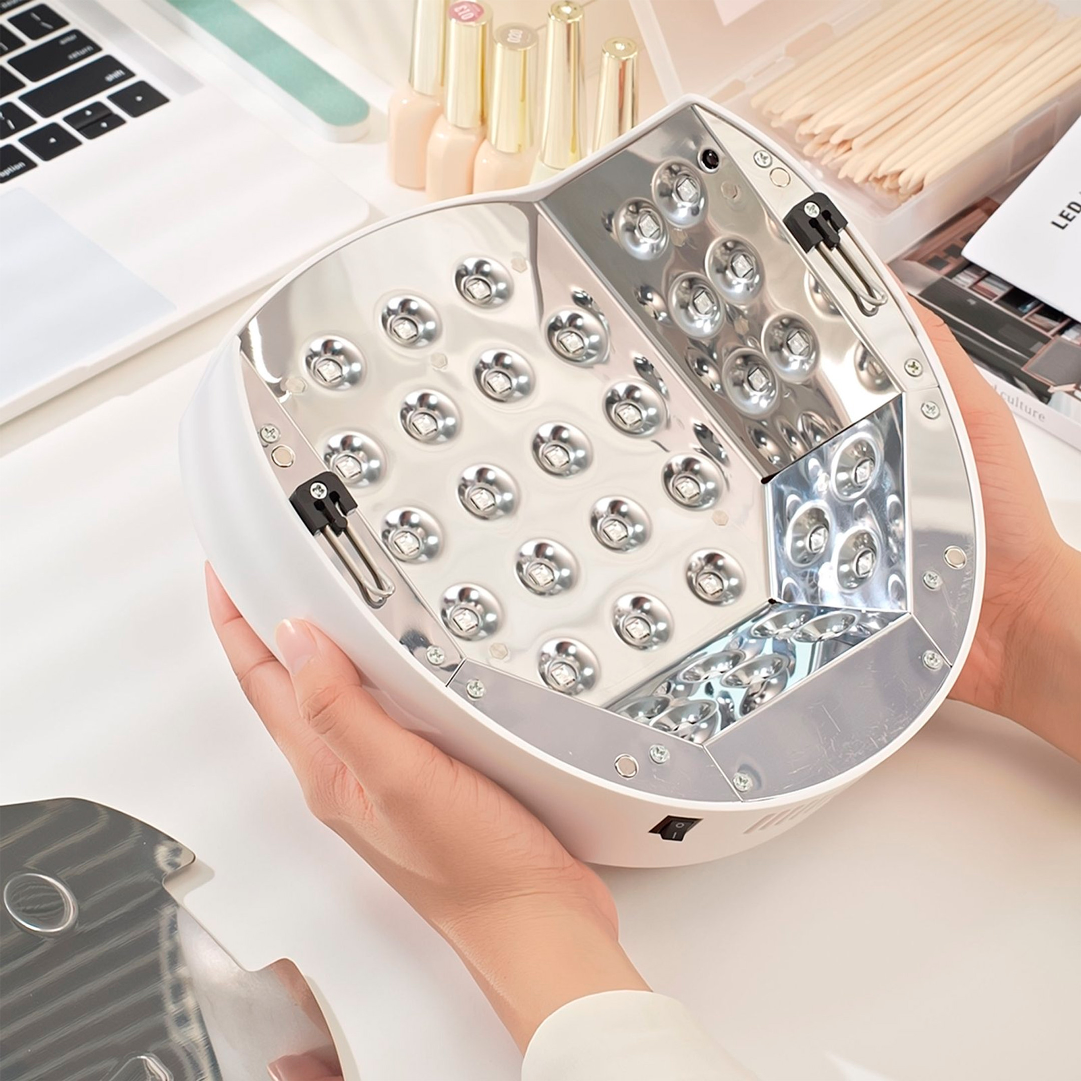 Cabina de Uñas Duga Pro-Cure Nail Lamp