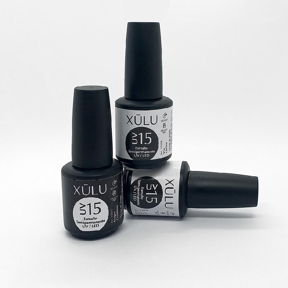 Esmalte Semipermanente UV/LED | 15035 | Negro Cremoso